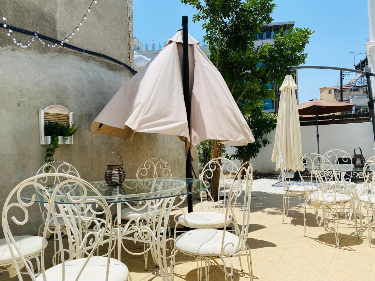Serena'S 2-Br Apartment In Larnaka Exterior foto